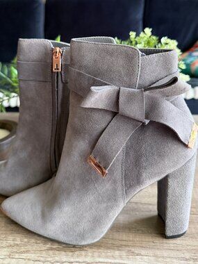 Ted Baker Suede Ankle Boots Size EU 40 | Block Heel | Taupe Gray